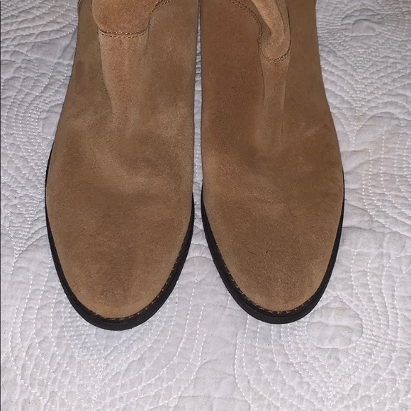 Charles by Charles Davis Suede Boots size 8.5 suede rubber soles comfort… - Picture 3 of 5
